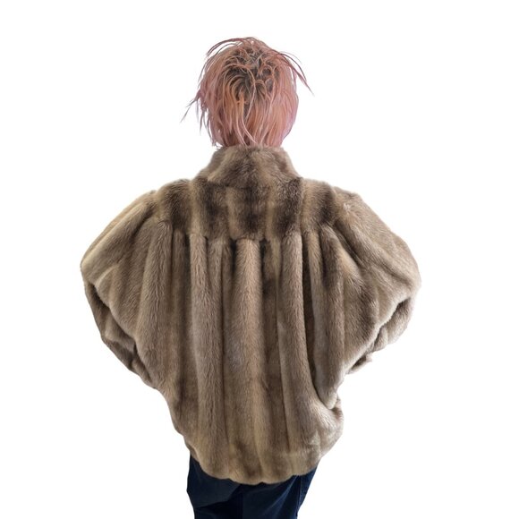 Vintage 1970/80s Faux Mink Short Coat W/ Dolman Sleeves & Pleated Yoke Side Pock - Picture 10 of 16